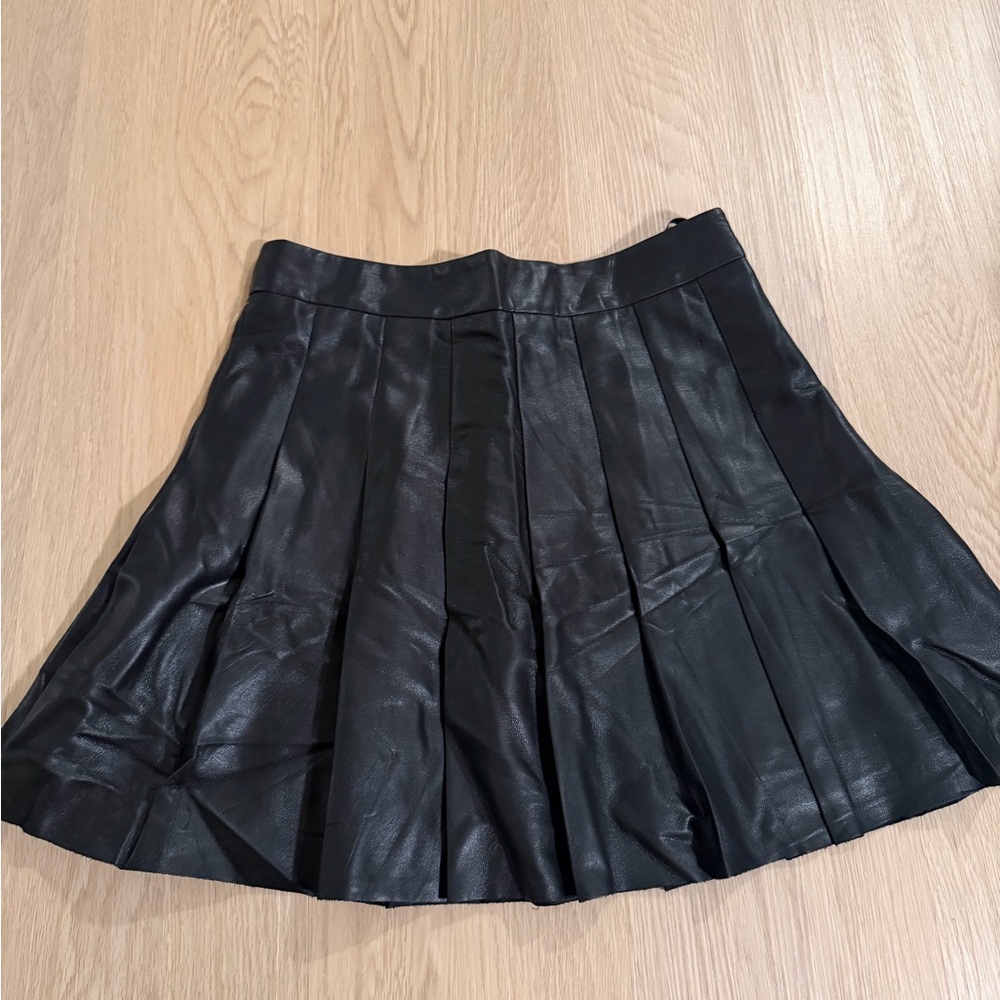 Aritzia Sunday Best leather Black Pleated Skirt